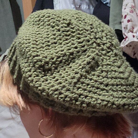 Crocheted Barrett - Picture 1 of 1